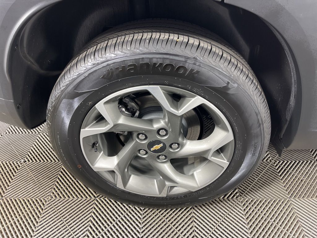 Thumbnail: 2025 Chevrolet Trax - 16