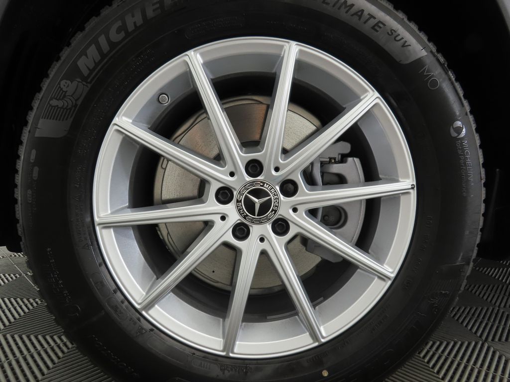 Thumbnail: 2026 Mercedes-Benz GLE - 30