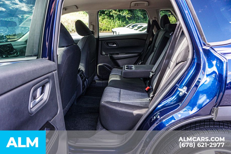 Used 2025 Blue Nissan SV image 21