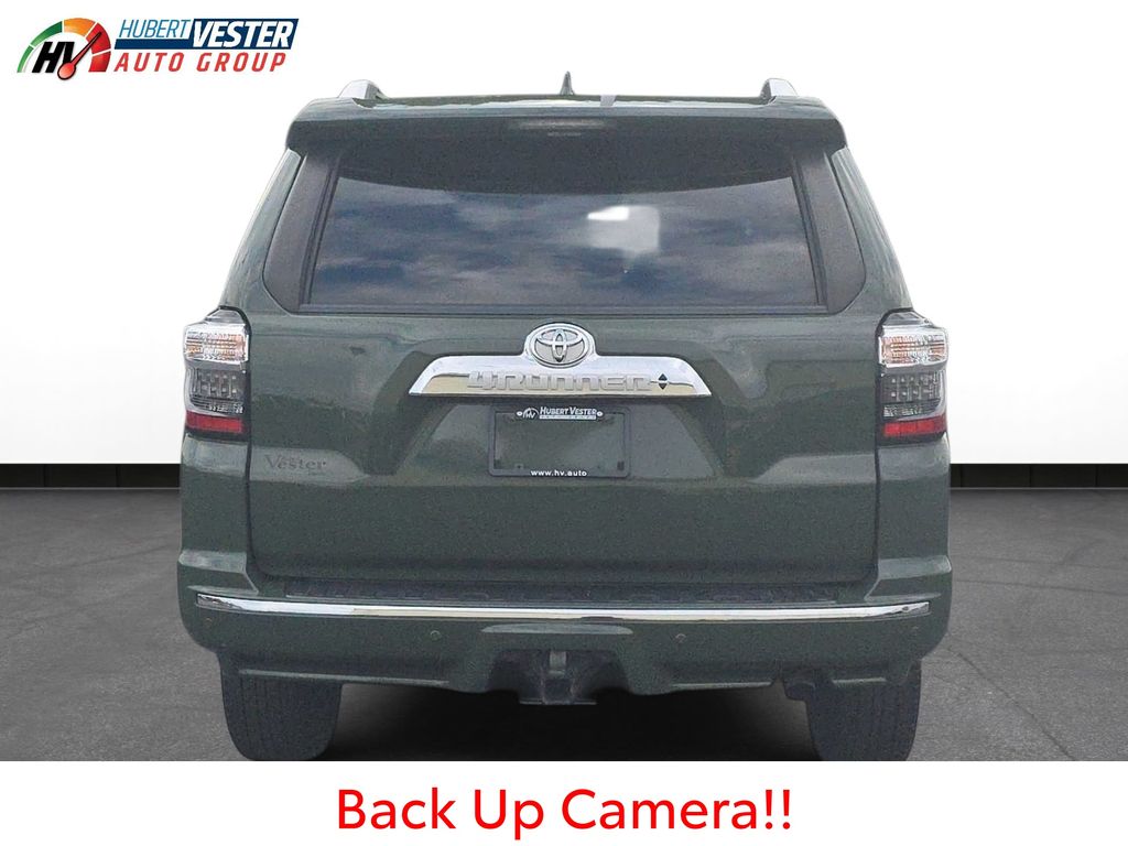 2022 Toyota 4Runner Limited photo 3