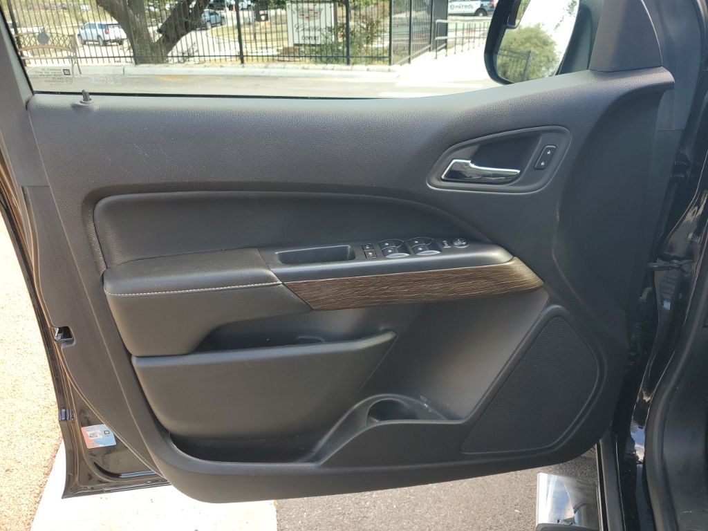 Used Car 2017 Gmc Canyon  Denali For Sale Under $30,000 In Austin, Texas