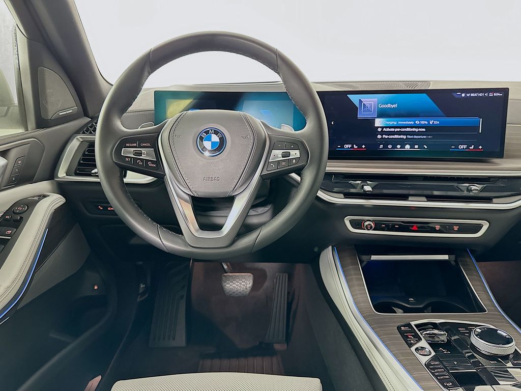 Thumbnail: 2025 BMW X5 - 23