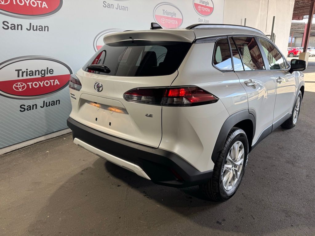 Thumbnail: 2026 Toyota Corolla Cross - 16