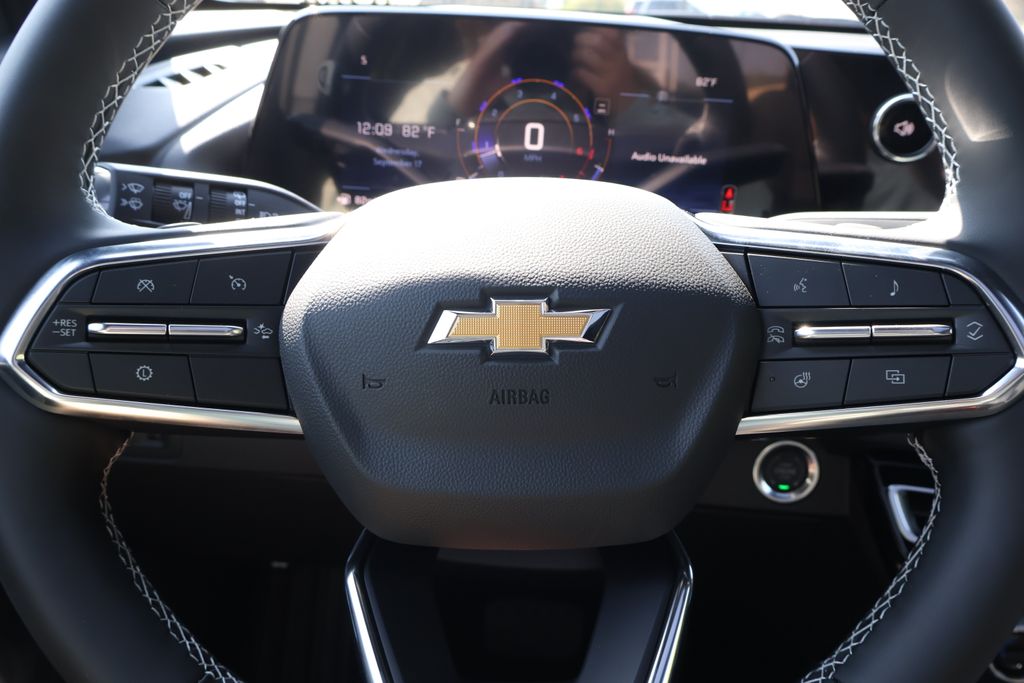 Thumbnail: 2026 Chevrolet Traverse - 22