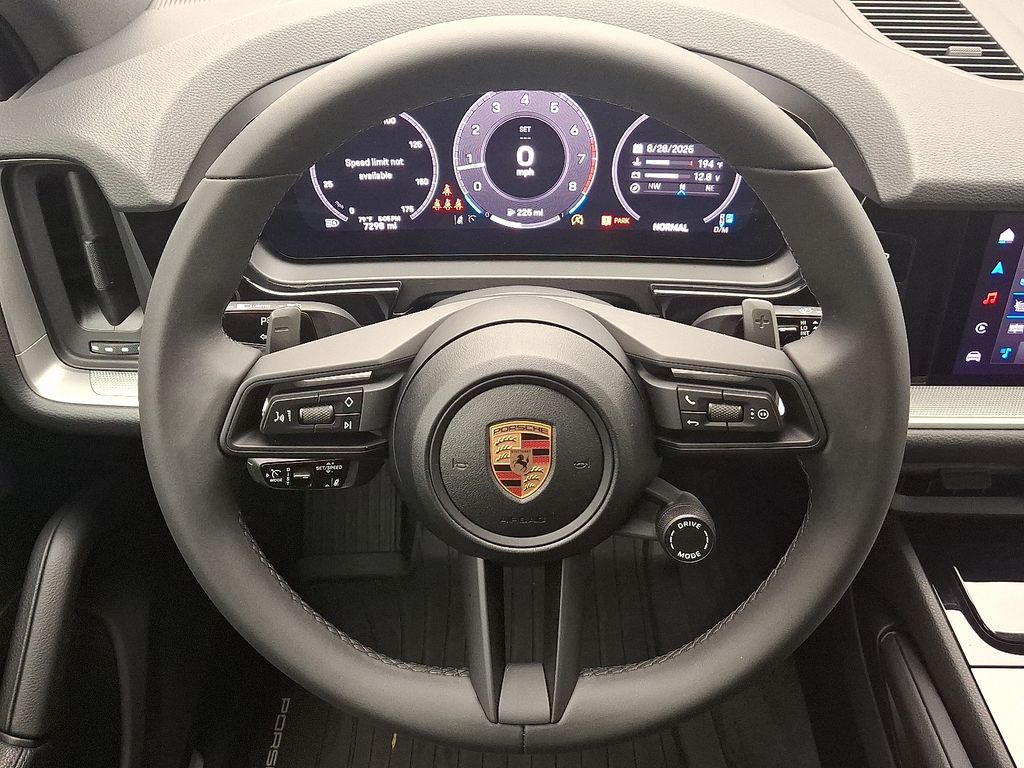 Thumbnail: 2025 Porsche Cayenne - 21