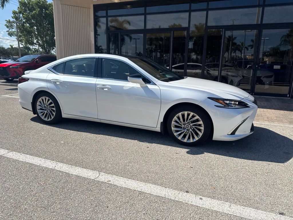 Certified Used 2022 White Lexus 350 Ultra Luxury image 3