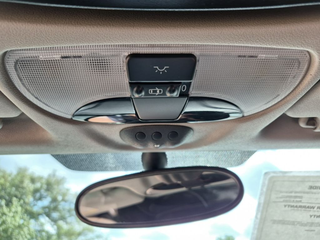 Used Car 2006 Chrysler Crossfire  Limited For Sale Under $12,000 In Austin, Texas