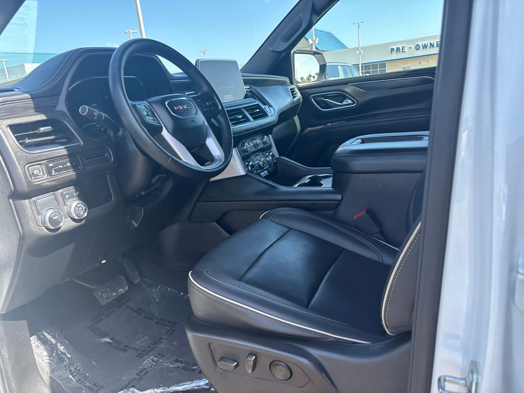 2024 GMC Yukon SLT White at Classic Elite Chevrolet Hwy 6