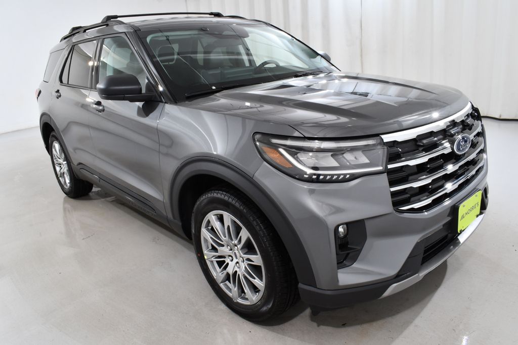 New 2026 Gray Ford Active image 5