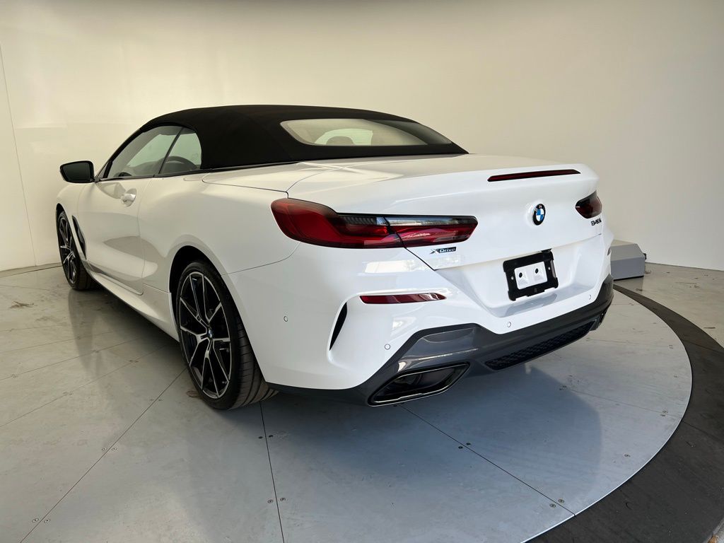 2024 BMW 8 Series 840i 8