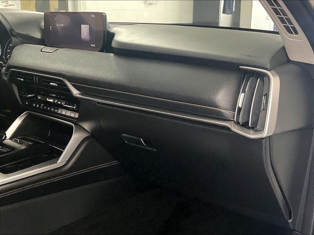 2024 Mazda CX-90 — photo 13
