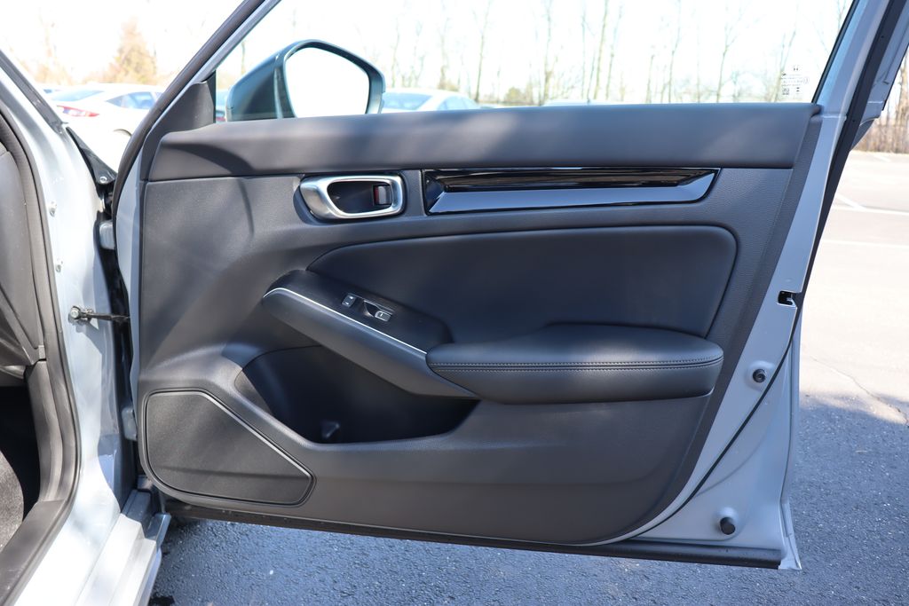 2025 Honda Civic Sport Touring 19