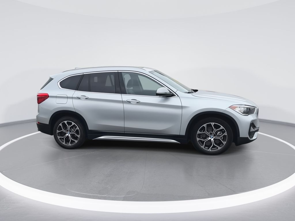 Thumbnail: 2021 BMW X1 - 9