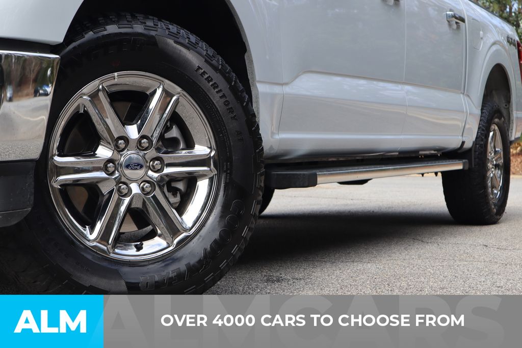 Used 2025 White Ford XLT image 3