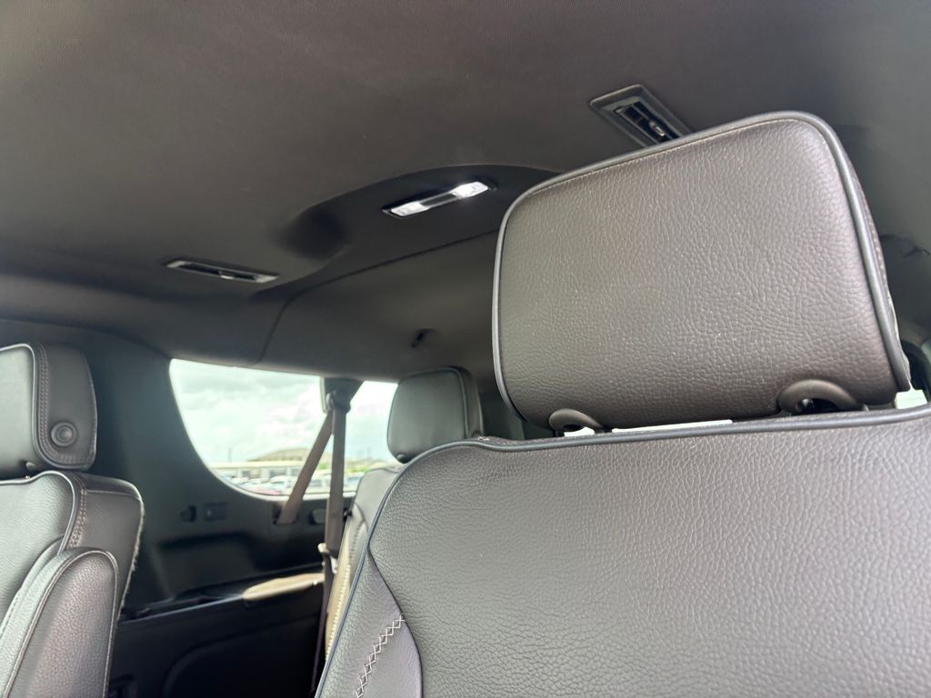 Used Car 2022 Gmc Yukon Xl  Denali For Sale Under $50,000 In Austin, Texas