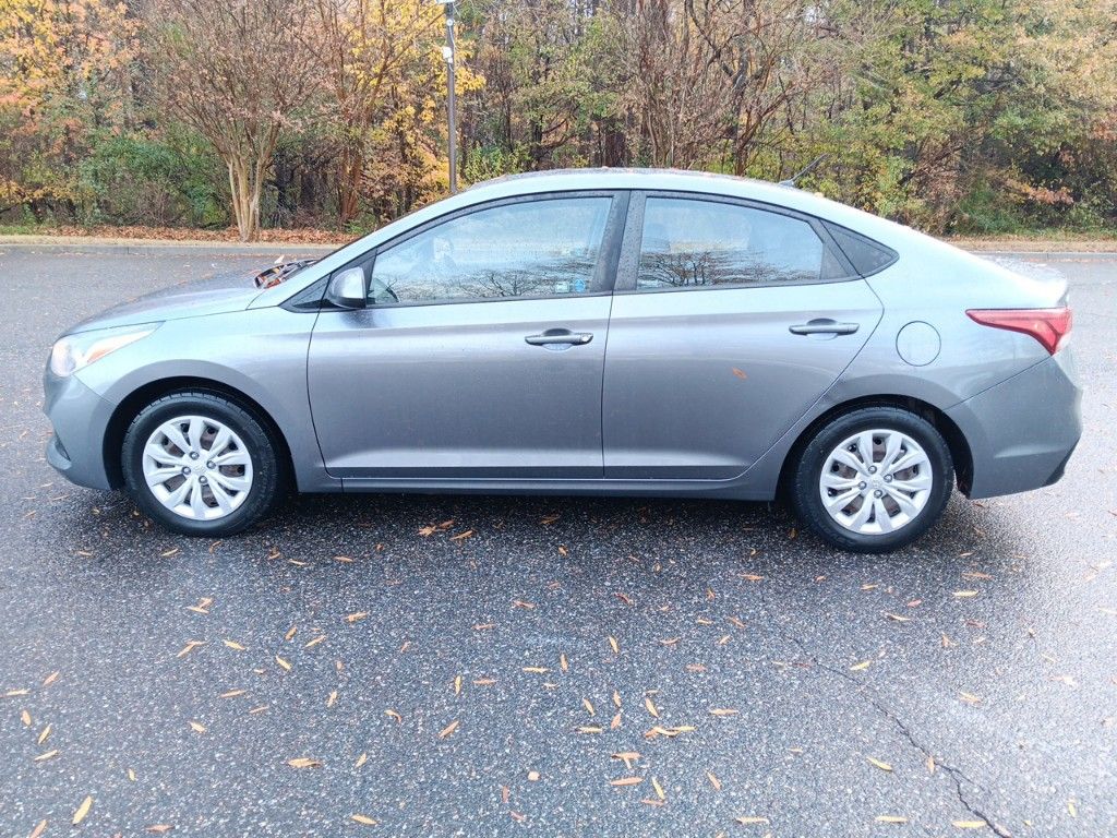 2018 Hyundai Accent SE 2