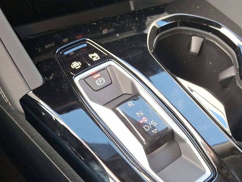 Thumbnail: 2025 Audi Q5 - 11