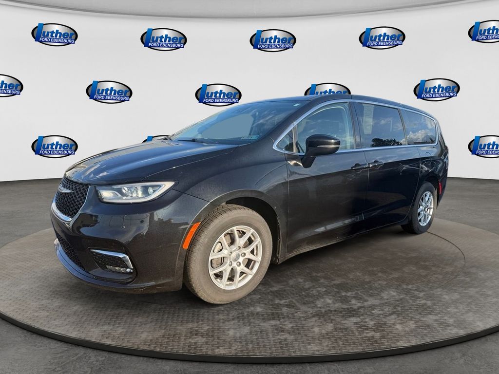 2023 Chrysler Pacifica Touring L Black at Auto Express Mitsubishi