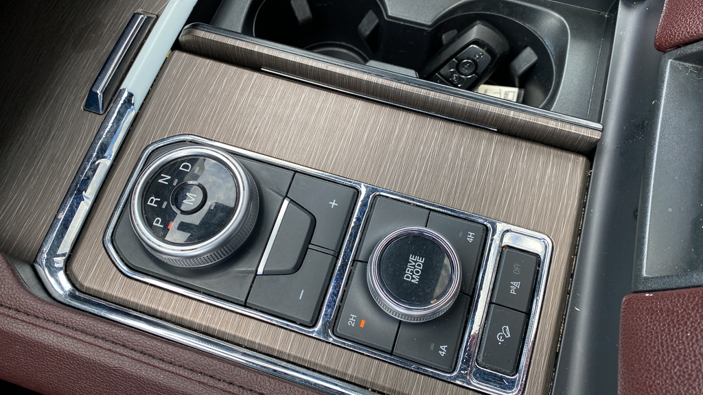 Used 2024 Agate Black Metallic Ford Limited image 19
