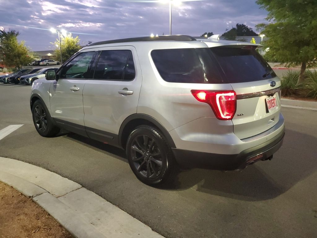 Used Car 2017 Ford Explorer  Xlt For Sale Under $20,000 In Austin, Texas