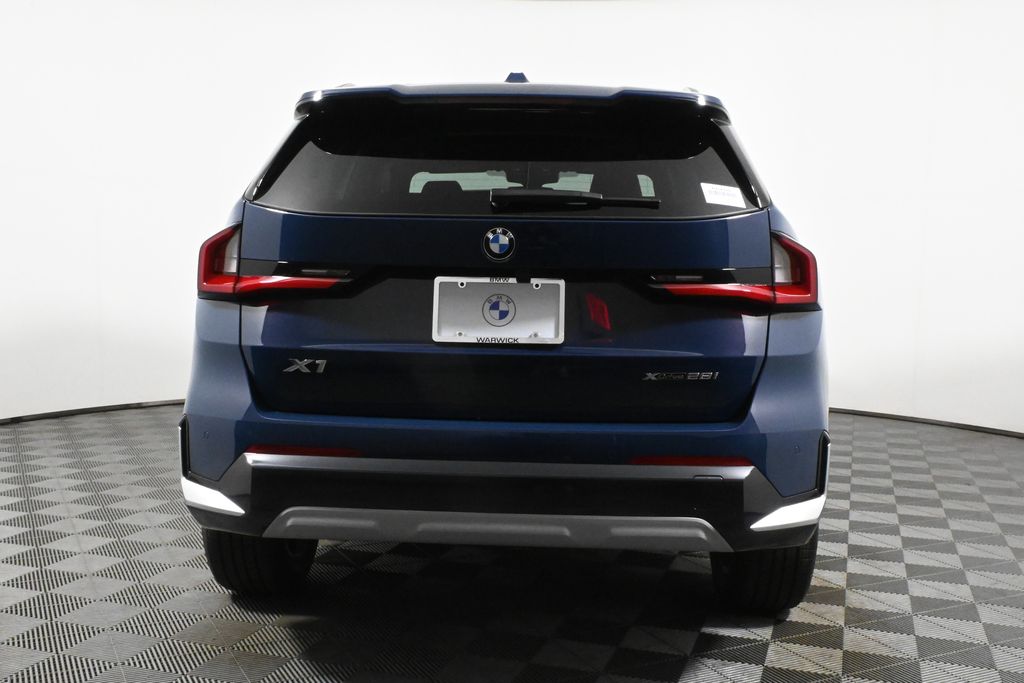 Thumbnail: 2026 BMW X1 - 6