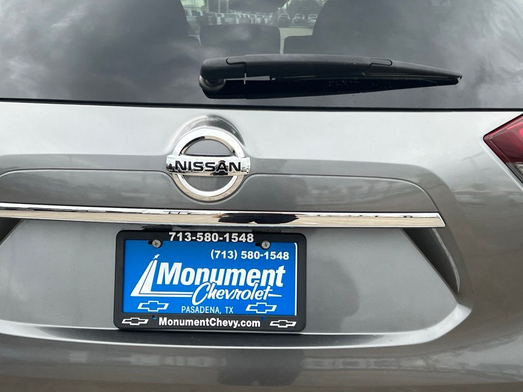 2020 Nissan Rogue SV Gray at Community Honda