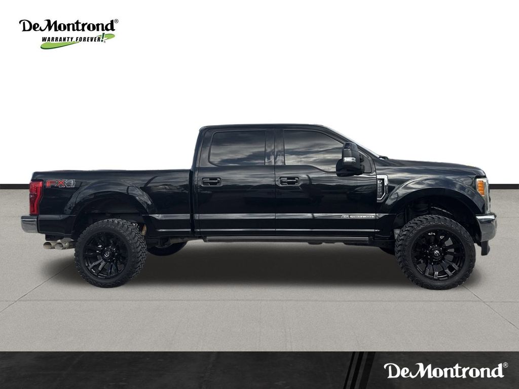 2017 Ford F-250SD Lariat - 3