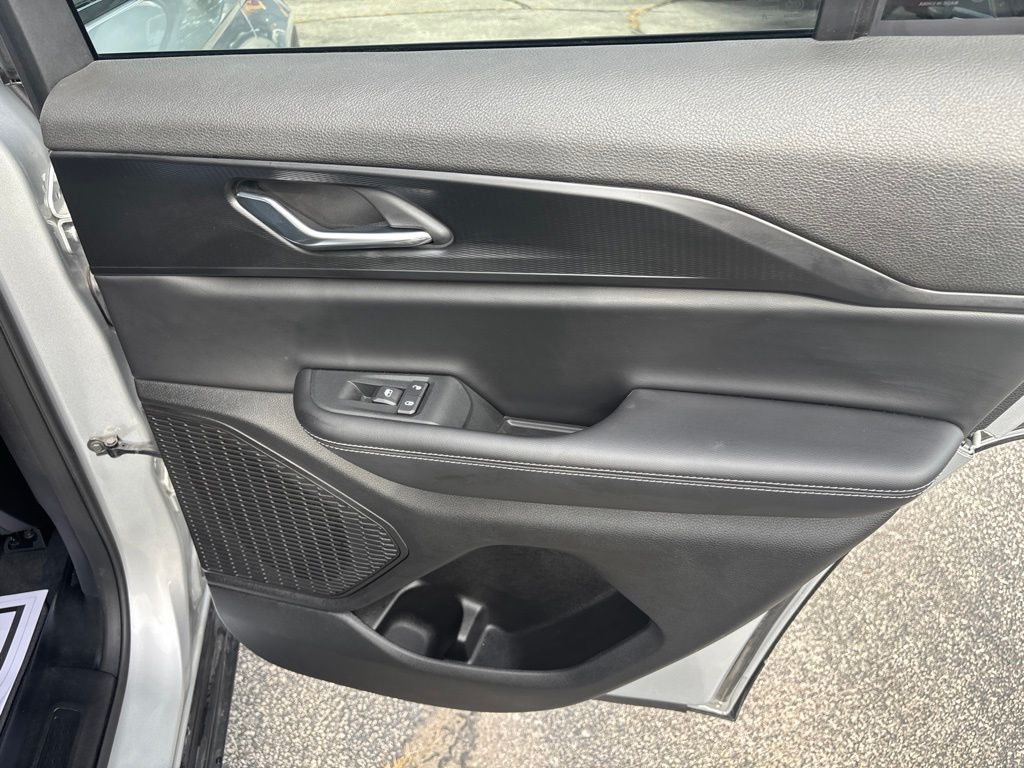 Used 2025 Jeep Grand Cherokee SUV