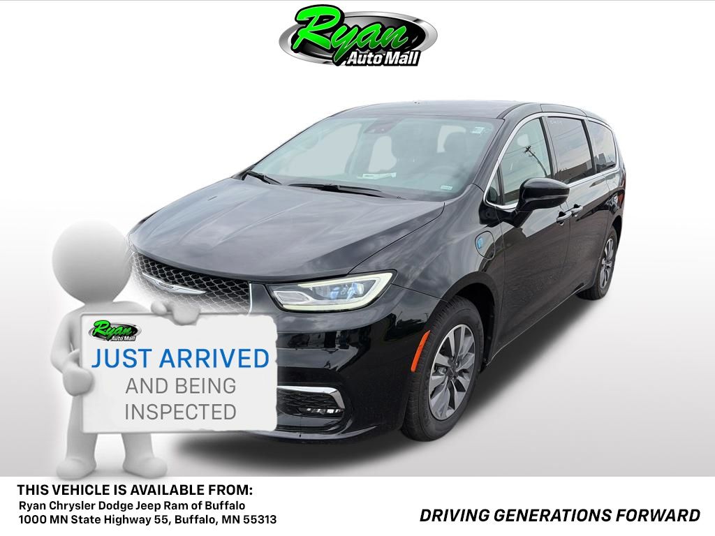 2024 Chrysler Pacifica Hybrid