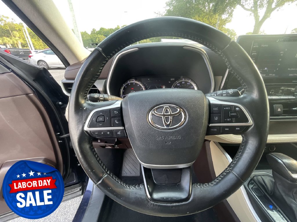 Used 2022 Toyota Highlander SUV