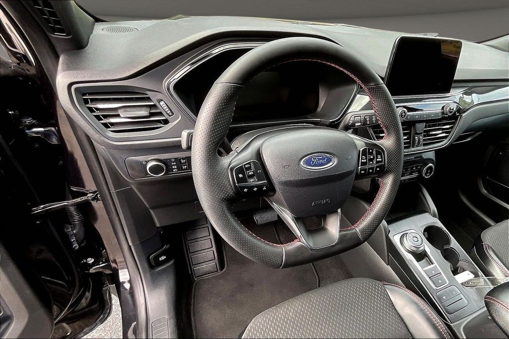 Used 2025 Ford Escape SUV