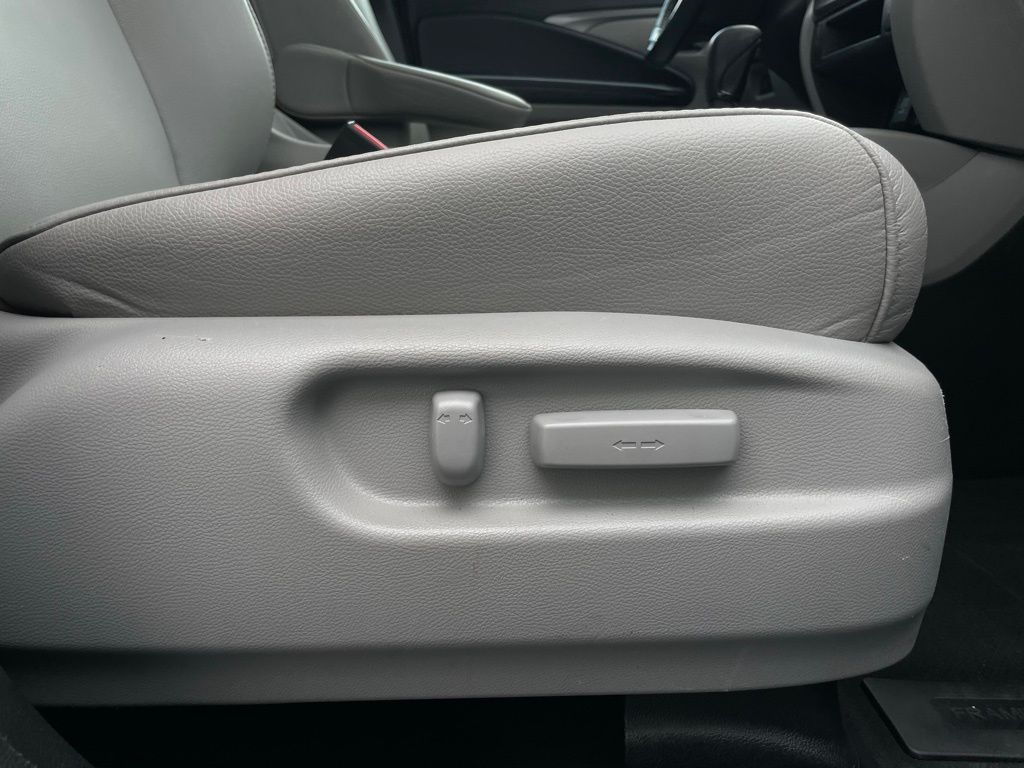 Thumbnail: 2019 Honda Pilot - 31