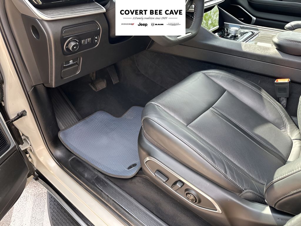 Used Car 2022 Jeep Wagoneer  Series Ii For Sale Under $35,000 In Austin, Texas