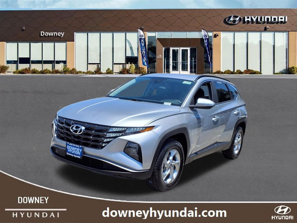 Shimmering Silver 2024 Hyundai Tucson SUV / Crossover All-Wheel Drive 8-Speed Automatic