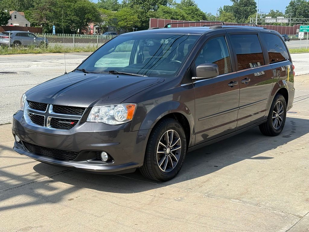 Gray (Granite Crystal Metallic Clearcoat) 2017 Dodge Grand Caravan Minivan Front-Wheel Drive 6-Speed Automatic
