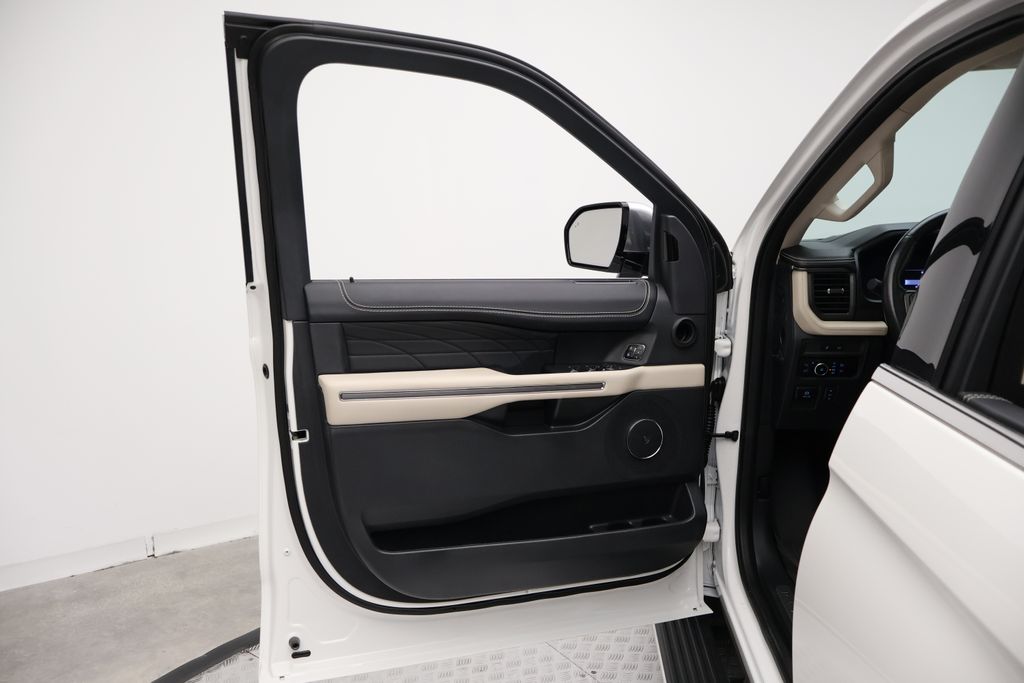 Thumbnail: 2023 Ford Expedition MAX - 16