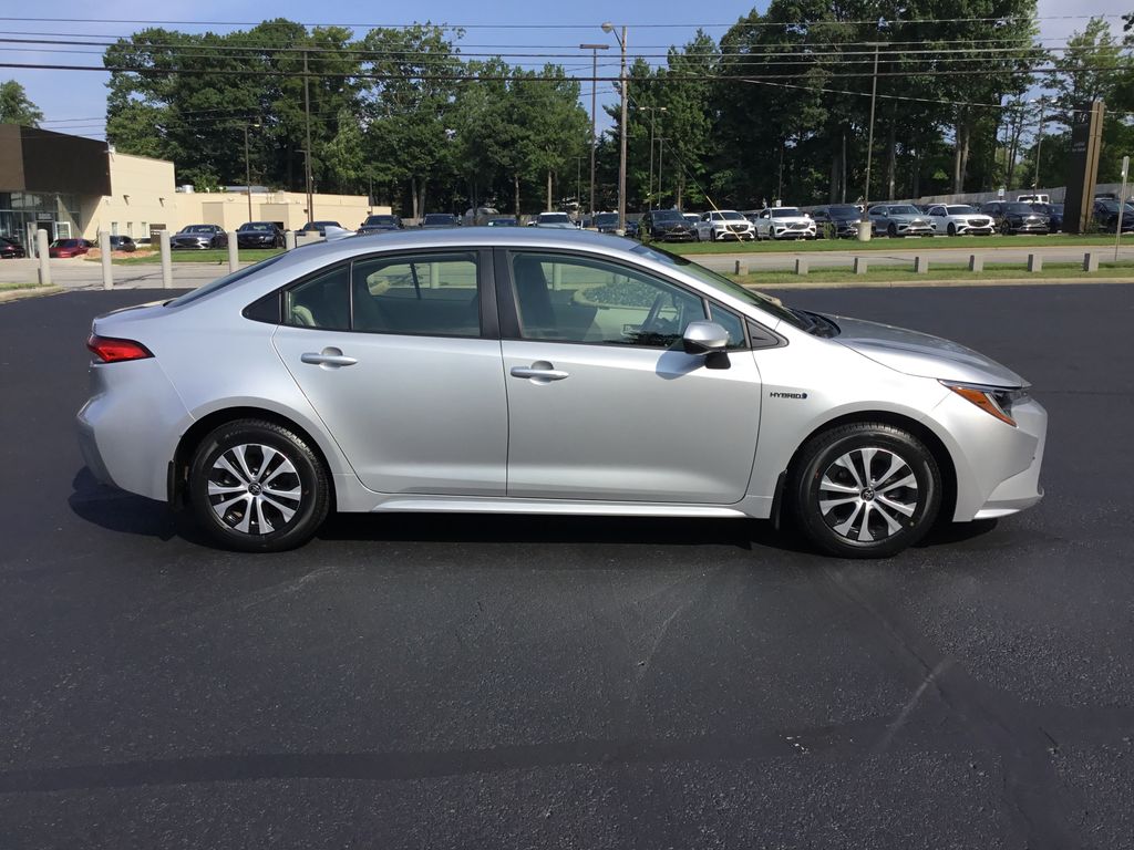 Thumbnail: 2021 Toyota Corolla - 6