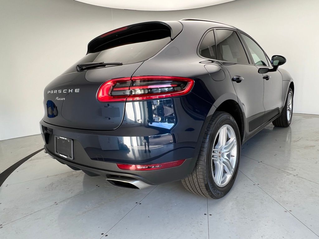 Thumbnail: 2017 Porsche Macan - 22