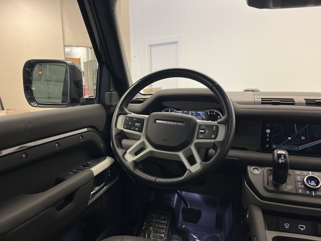 Thumbnail: 2023 Land Rover Defender - 25