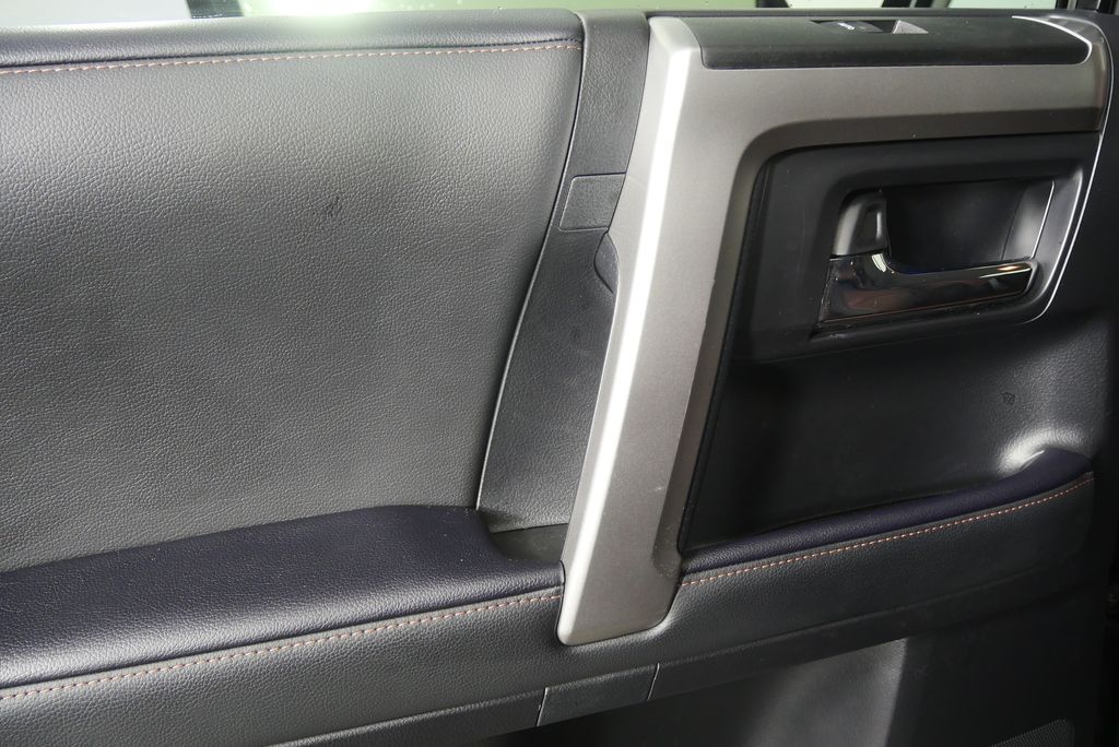 Thumbnail: 2023 Toyota 4Runner - 11