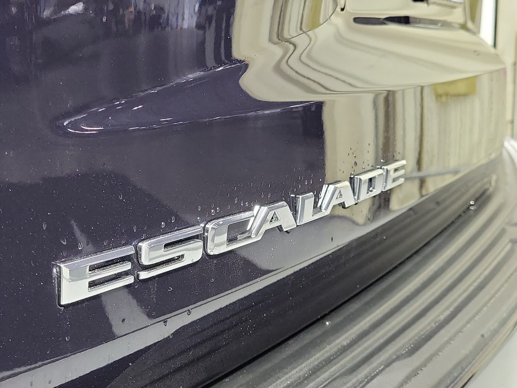 2022 Cadillac Escalade Sport - 5