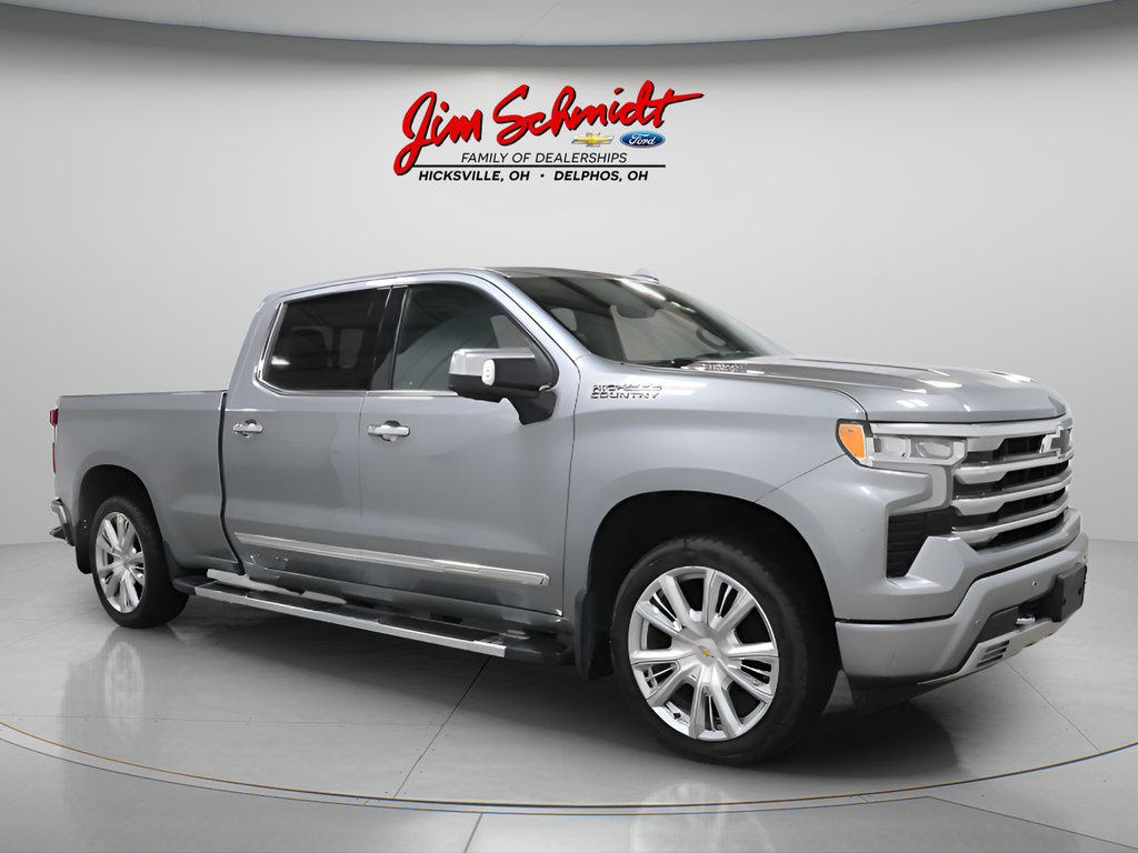 Sterling Gray Metallic 2024 Chevrolet Silverado 1500 Pickup Truck Four-Wheel Drive Automatic