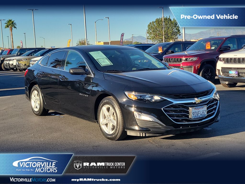 Mosaic Black Metallic 2022 Chevrolet Malibu Sedan Front-Wheel Drive Continuously Variable Transmission