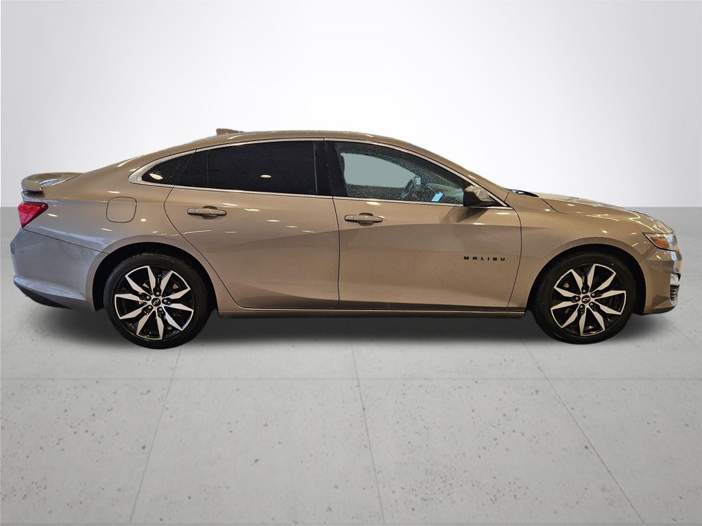 2022 Chevrolet Malibu RS