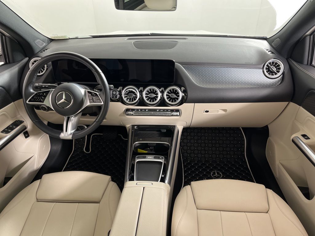 Thumbnail: 2024 Mercedes-Benz GLA - 18