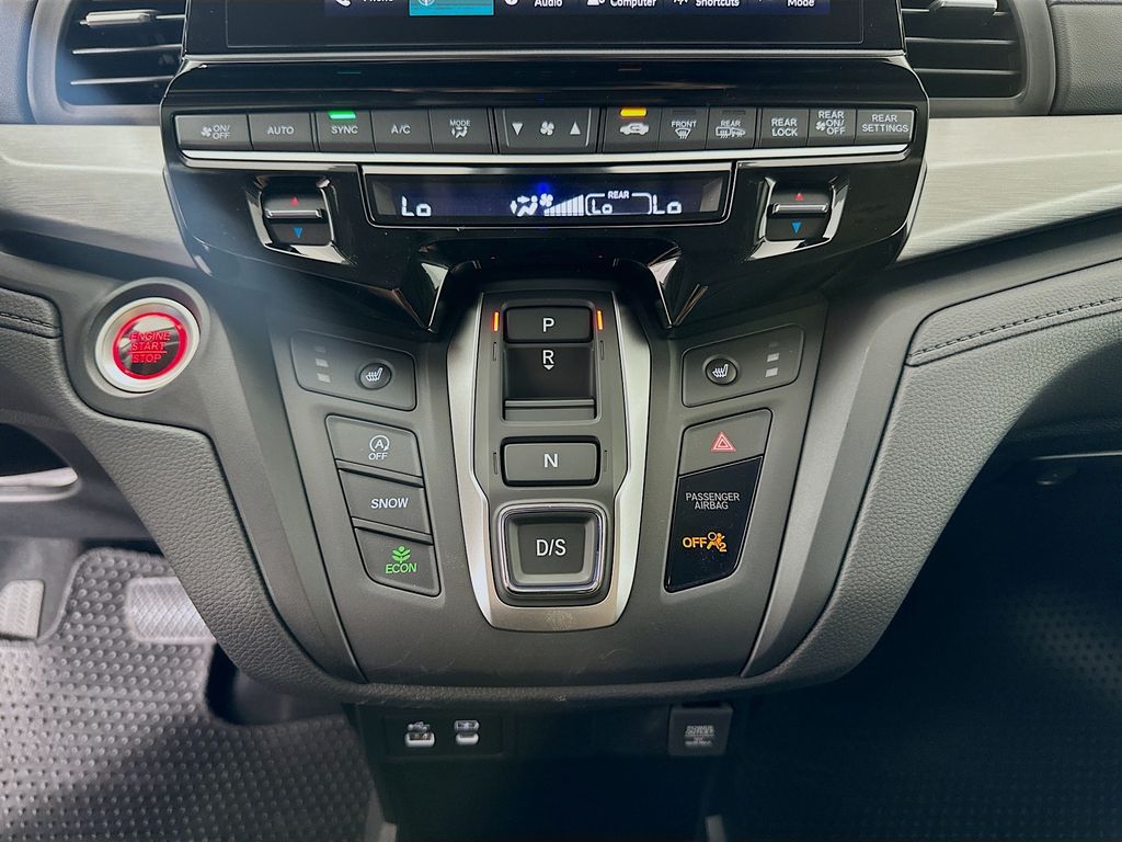 Thumbnail: 2026 Honda Odyssey - 13