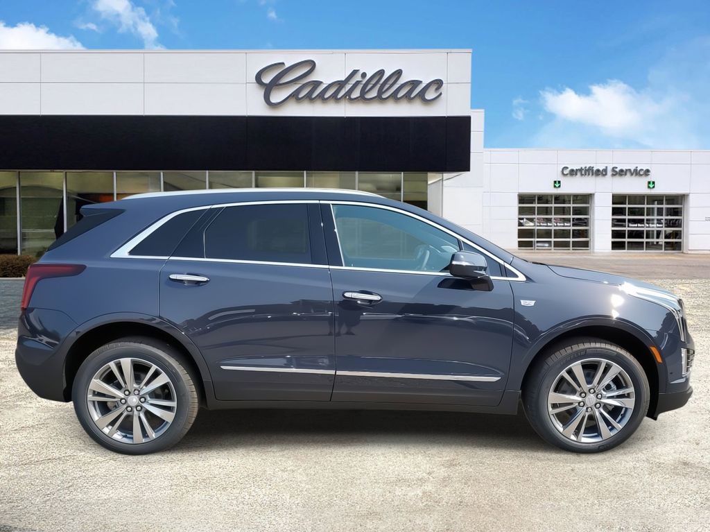 2025 Cadillac XT5 Premium Luxury 8