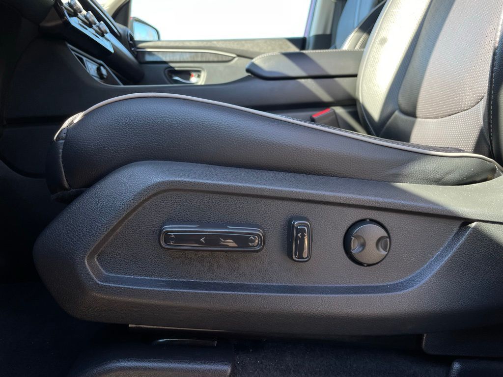 Thumbnail: 2023 Honda Pilot - 25