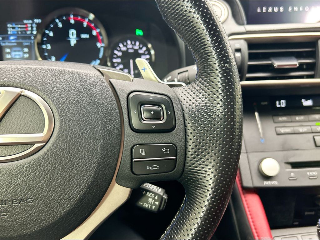 Thumbnail: 2017 Lexus RC - 15