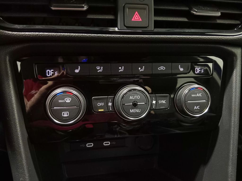 2023 Volkswagen Taos 1.5T SEL